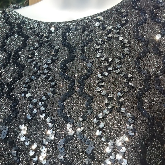 '70s vintage intricate black and silver sequin metallic top medium - Picture 6 of 7